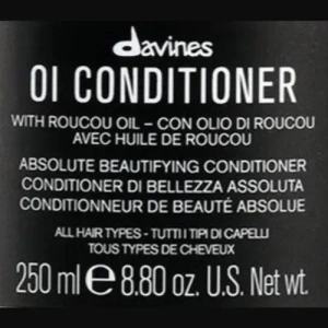 Davines Oi Conditioner Absolute Beautifying odżywka odbudowująca włosy 250 ml